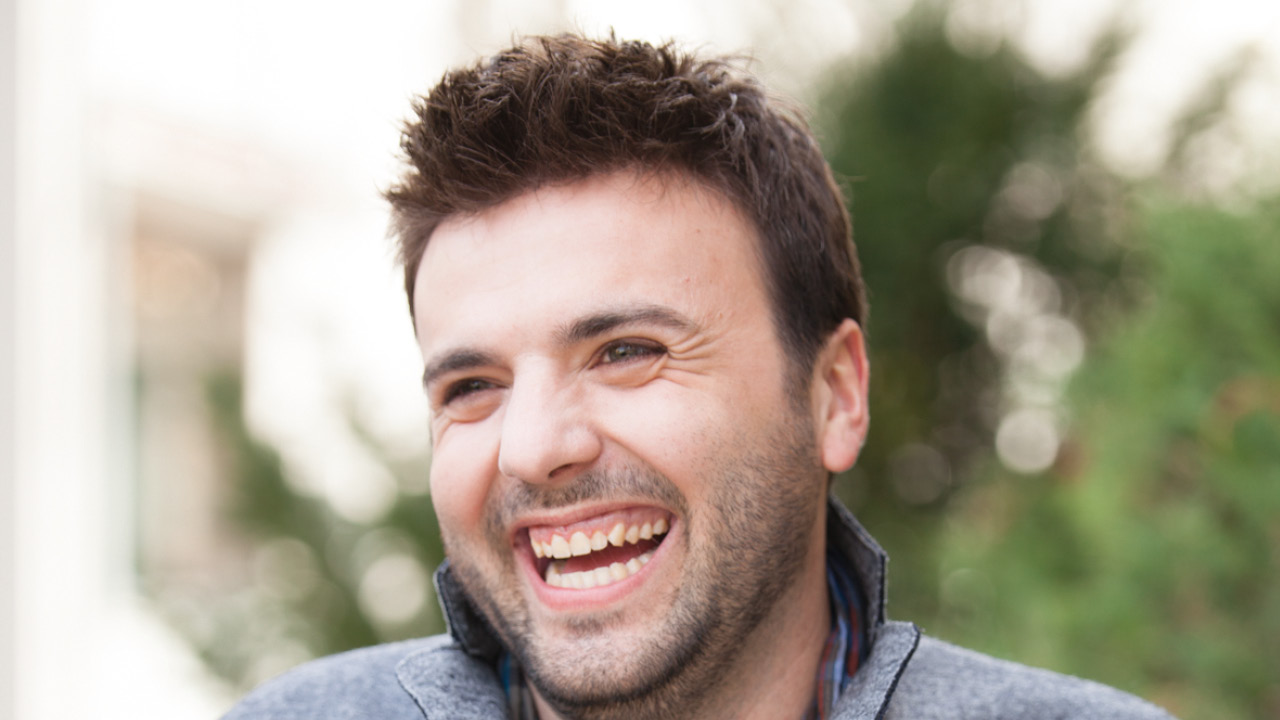 regelmäßiger Austausch ContactSkin | Haarcenter Hess in Rosenheim