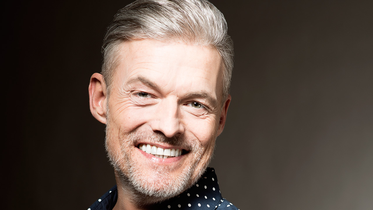 Kein Haaransatz bei ContactSkin Haaren | Haarcenter Hess in Rosenheim